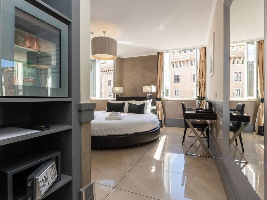 Deluxe Triple Room | Frette Italian sheets, premium bedding, down comforters