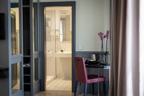 50–tuumainen LED-televisio, jossa digitaalikanavat