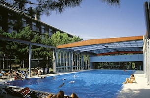 Indoor pool, outdoor pool, sun loungers