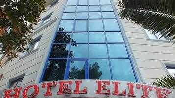 واجهة المنشأة