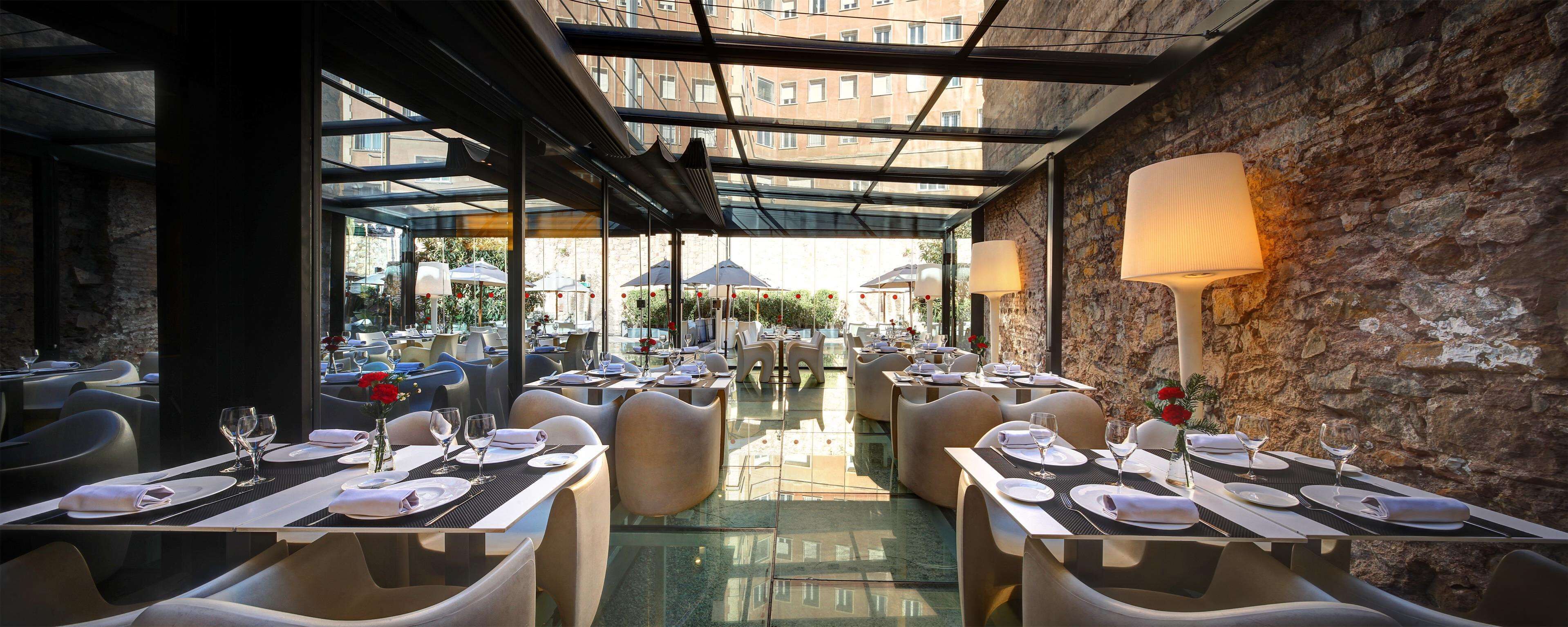 Photo - Olivia Plaza Hotel