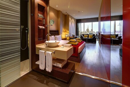 Olivia Plaza Hotel - view 3