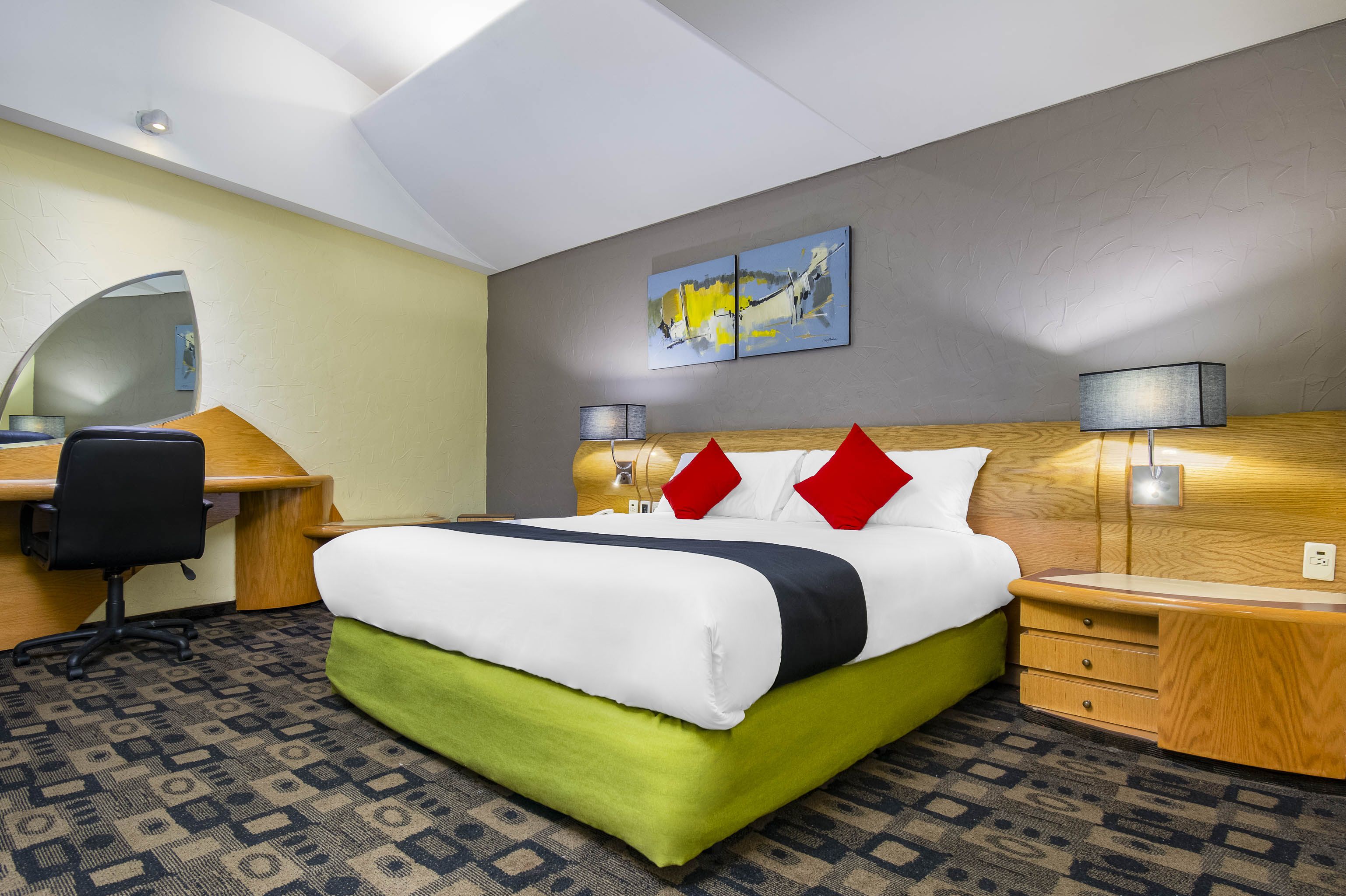 standard room | in-room safe, desk, iron/ironing board, free wifi