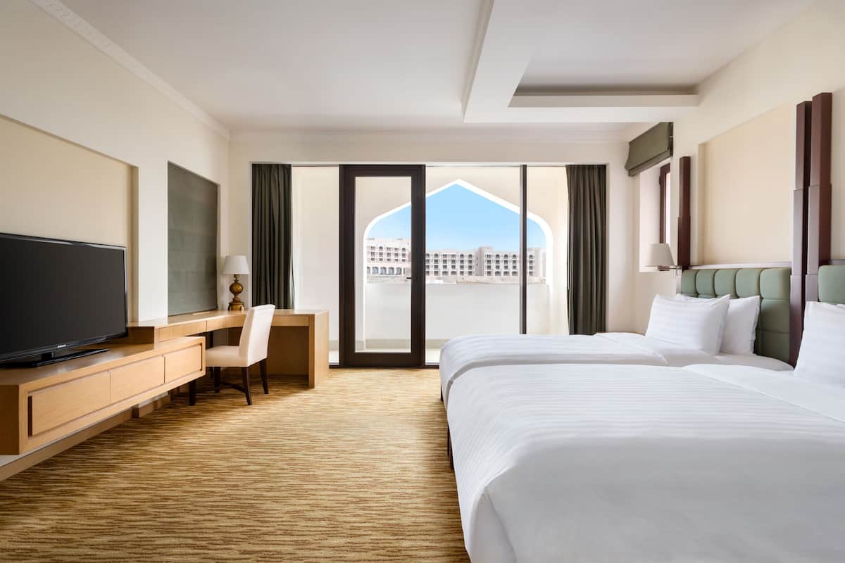 Al Bandar Deluxe, Kamer, 2 eenpersoonsbedden | Luxe beddengoed, een minibar, een kluis op de kamer, een bureau
