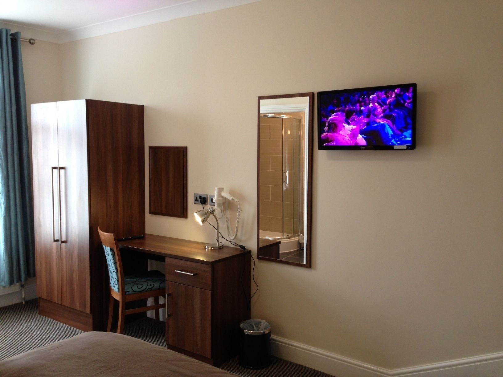 superior room | room amenity