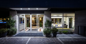 Property entrance - BV Oly Hotel (Rome)