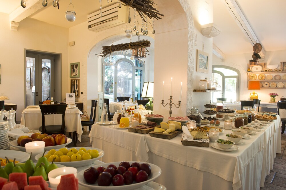 Masseria Salinola by null