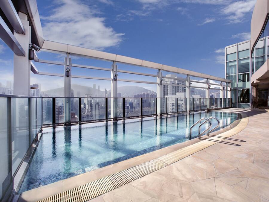 Kolam renang outdoor