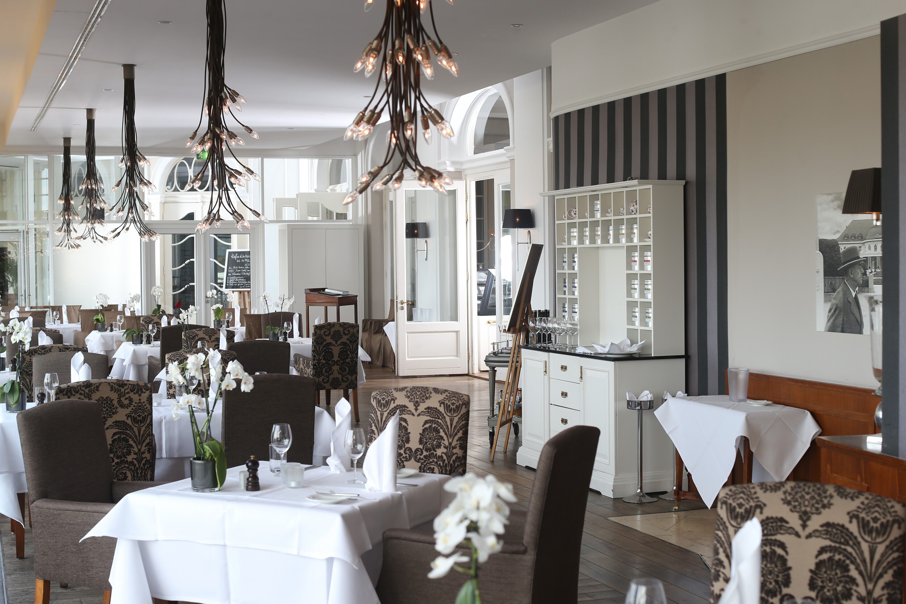 breakfast and dinner served, regional cuisine