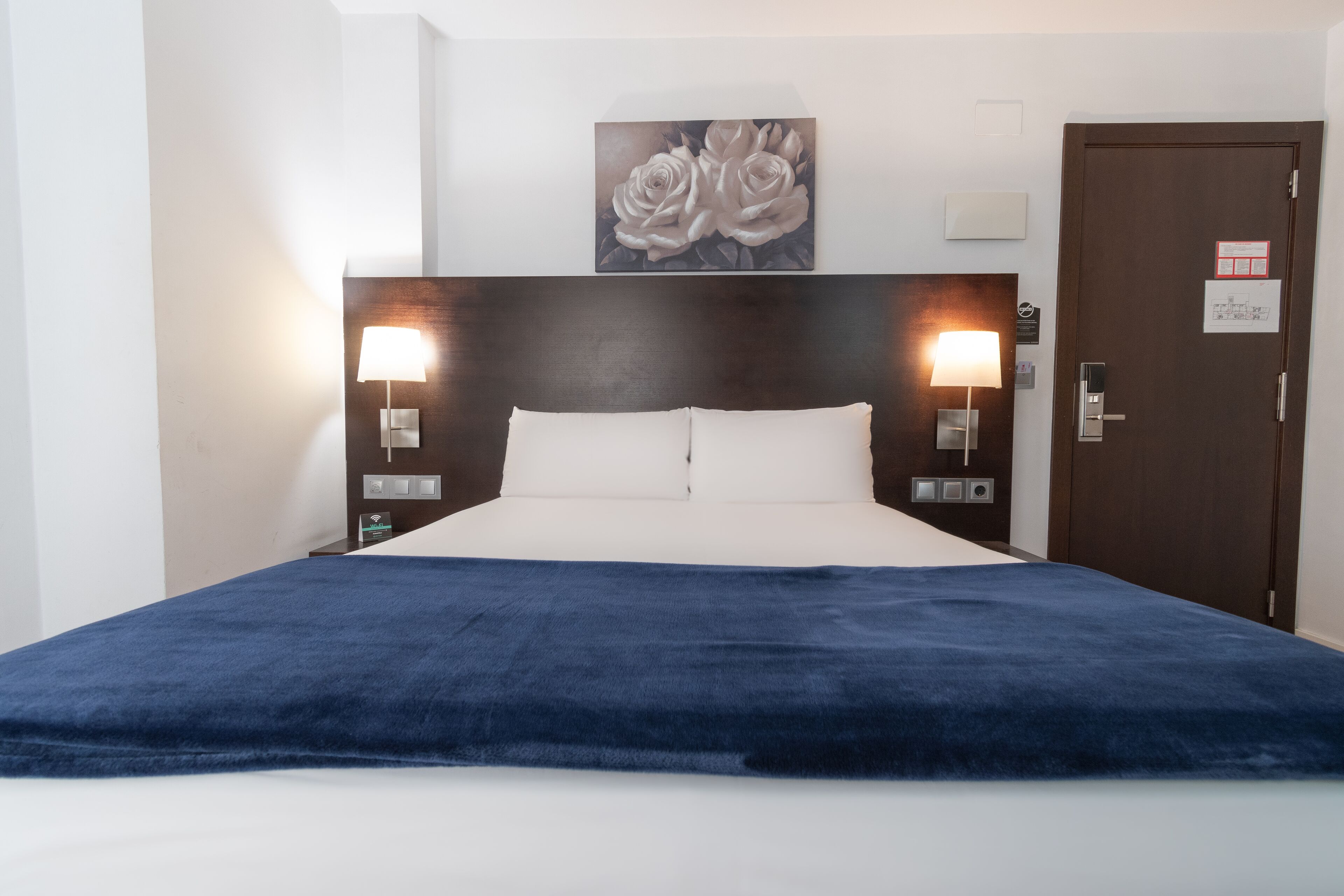 1 bedroom, blackout curtains, free wifi, bed sheets