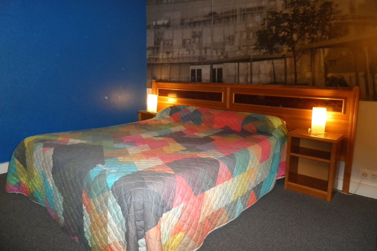Double Room | Hypo-allergenic bedding, in-room safe, desk, blackout drapes