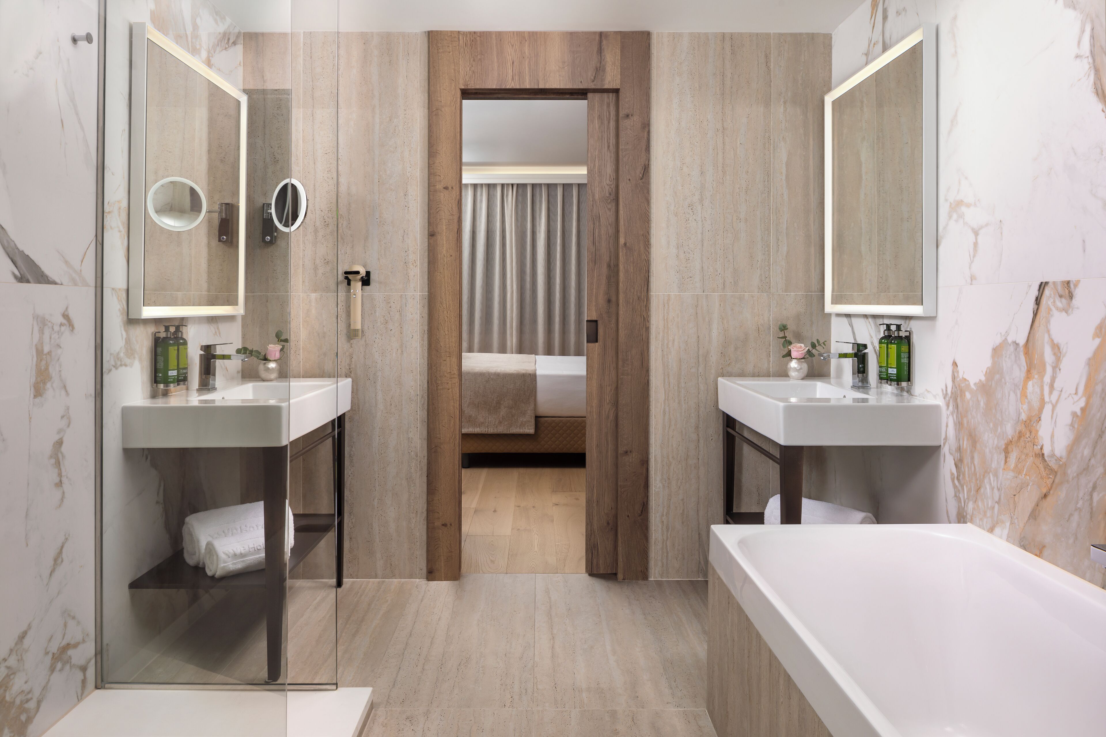 deep-soaking bathtub, free toiletries, hair dryer, towels