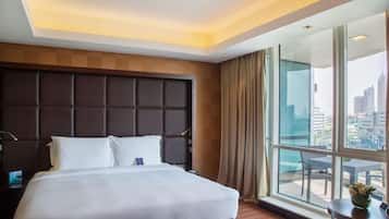 Quarto executivo, sacada (Lounge Access) | 1 quarto, frigobar, cofres nos quartos, individualmente decorados