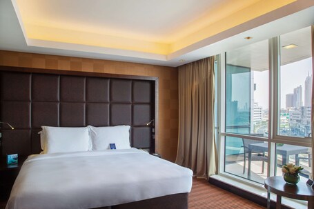 Radisson Blu Hotel, Dubai Media City - Image 1