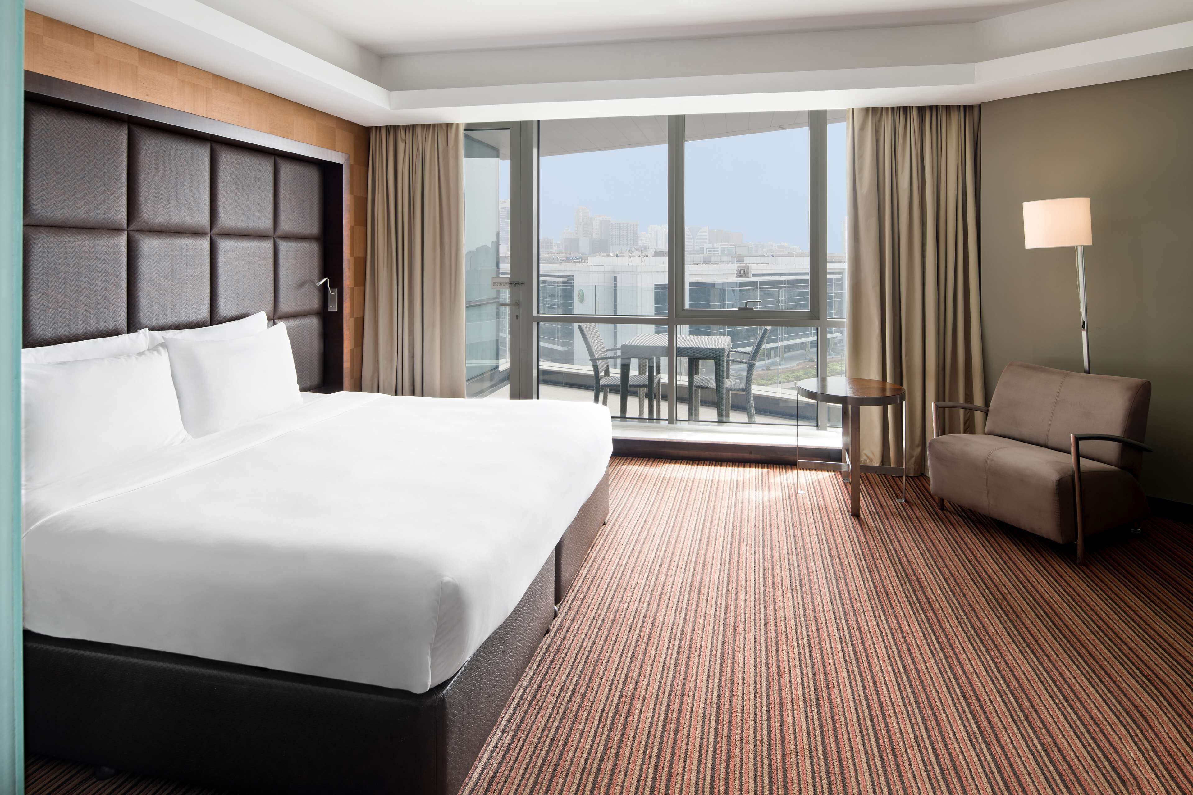 Photo - Radisson Blu Hotel, Dubai Media City