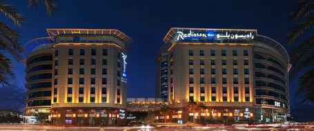 Radisson Blu Hotel, Dubai Media City - Image 2