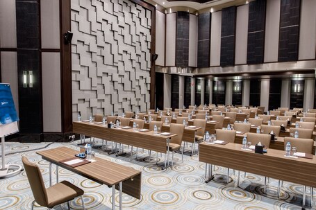 Radisson Blu Hotel, Dubai Media City - Image 43