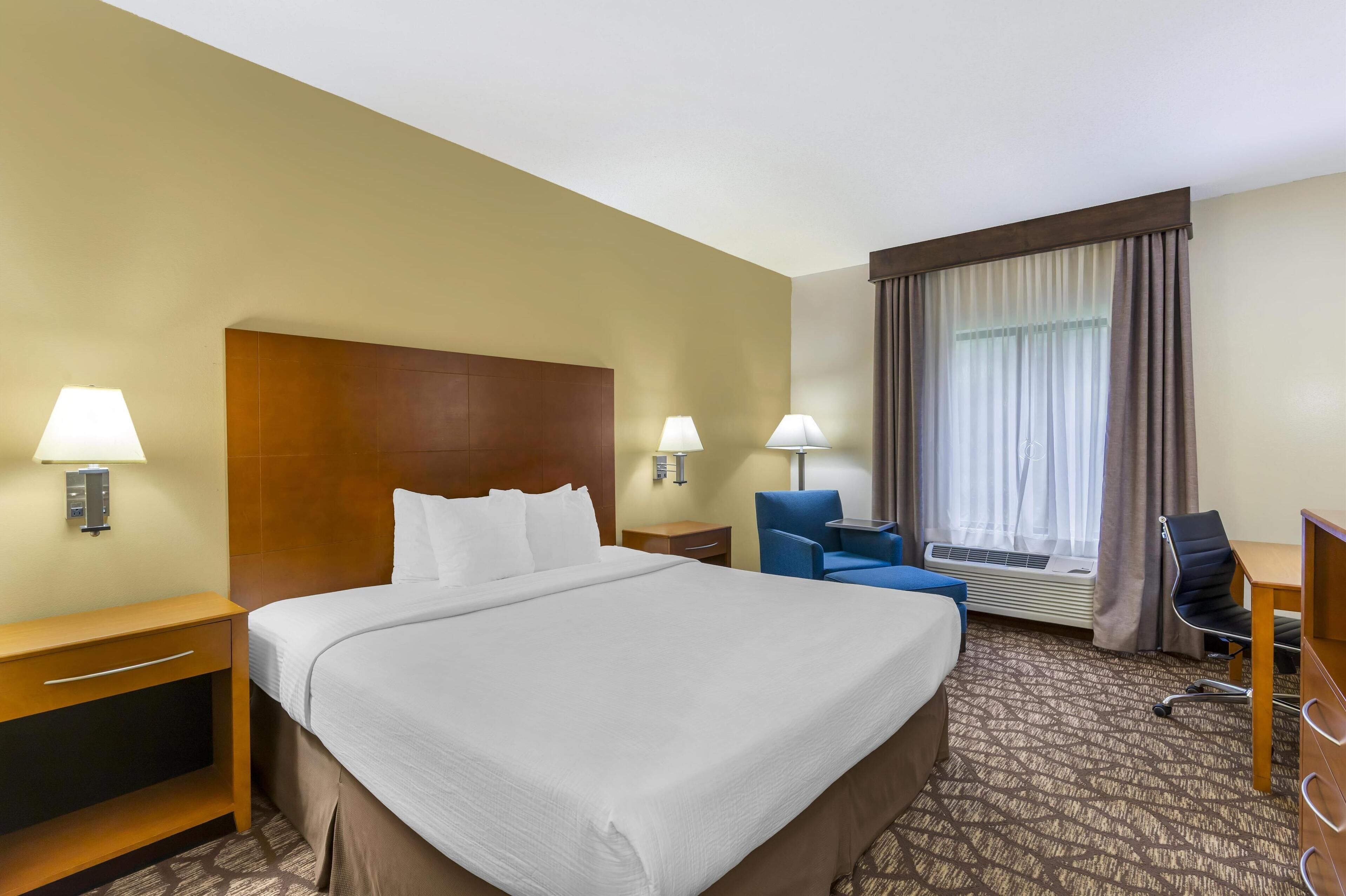 egyptian cotton sheets, down duvets, pillow-top beds, desk