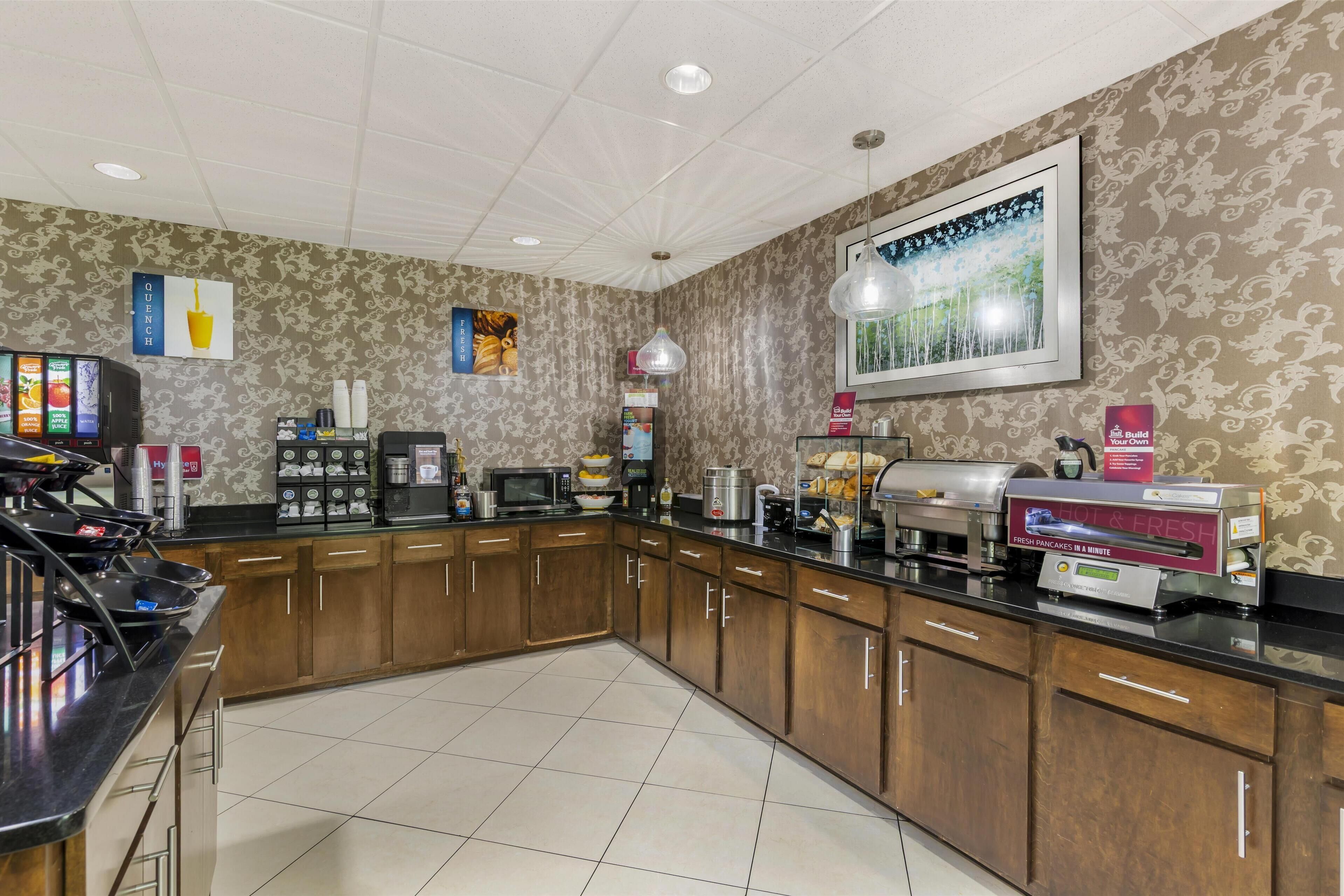 free continental breakfast