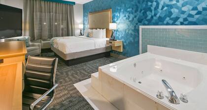 Best Western Plus Houston Atascocita Inn & Suites