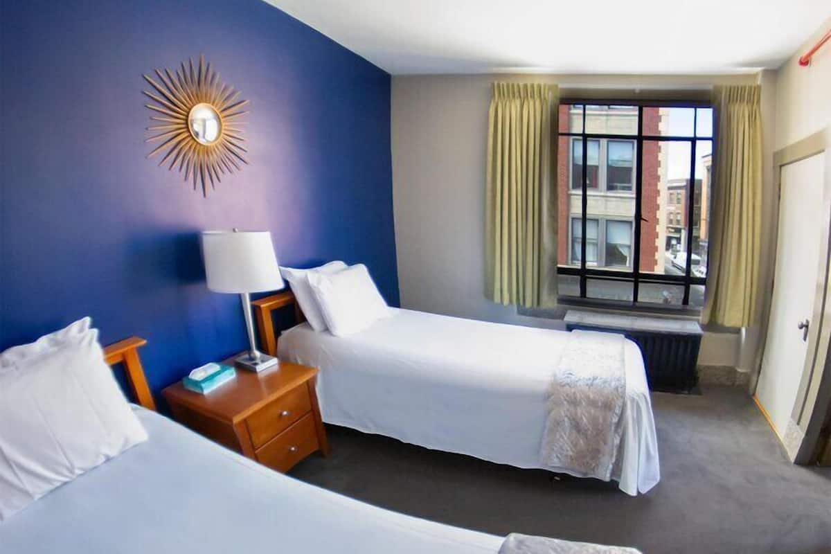 PET FRIENDLY-Suite, Accessible, Ensuite (3 room - 2 bedroom) | 1 bedroom, individually decorated, individually furnished
