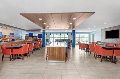Holiday Inn Express & Suites Florida City by IHG