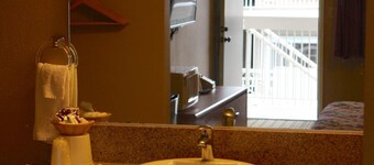 San Luis Inn And Suites