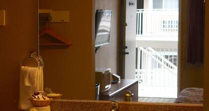 San Luis Inn And Suites