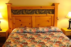 Standard Room, 1 King Bed | Iron/ironing board, free WiFi, bed sheets - San Luis Inn And Suites (San Luis Obispo)