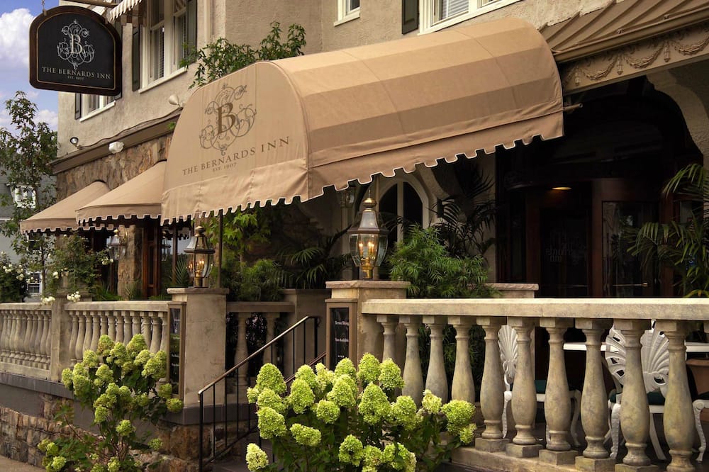 Bernards Inn