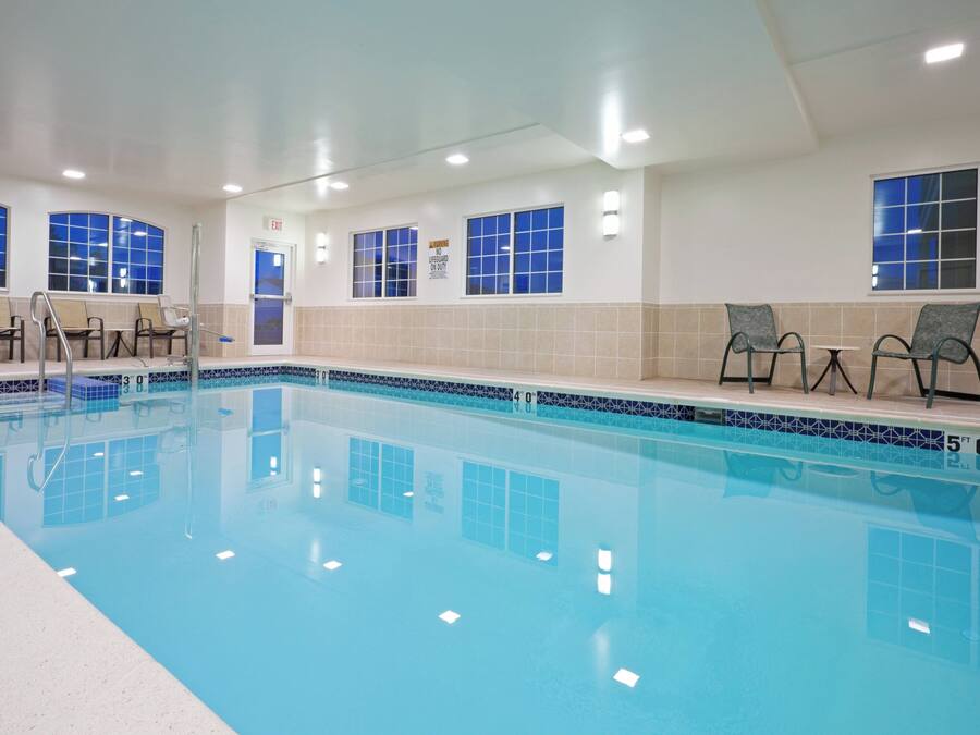 Una piscina techada