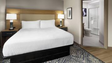 Schreibtisch, schallisolierte Zimmer, Bügeleisen/Bügelbrett, Babybetten