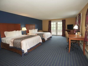 Deluxe 2 queen with the sofa Bed with the Mountain view | Premium bedding, memory foam beds, individually furnished, desk