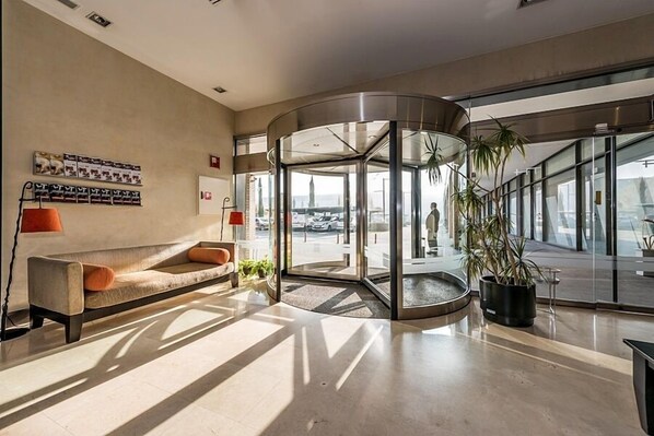 Lobby - Hotel Mercader (Madrid)
