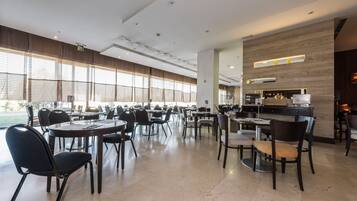 Dagelijks ontbijtbuffet (toeslag)