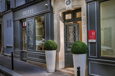 Le Relais Montmartre