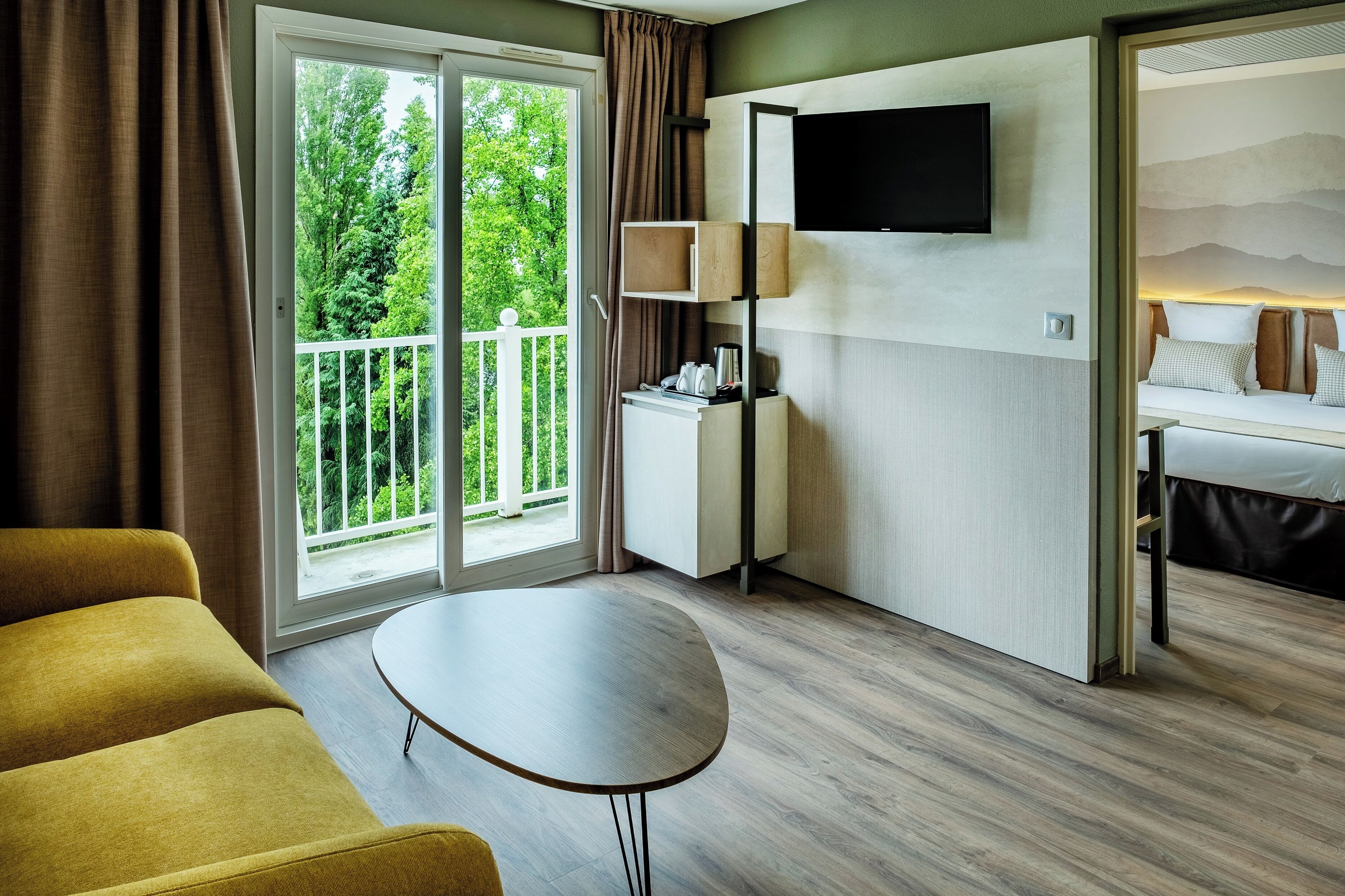 simply suite | 1 bedroom, in-room safe, blackout curtains, soundproofing