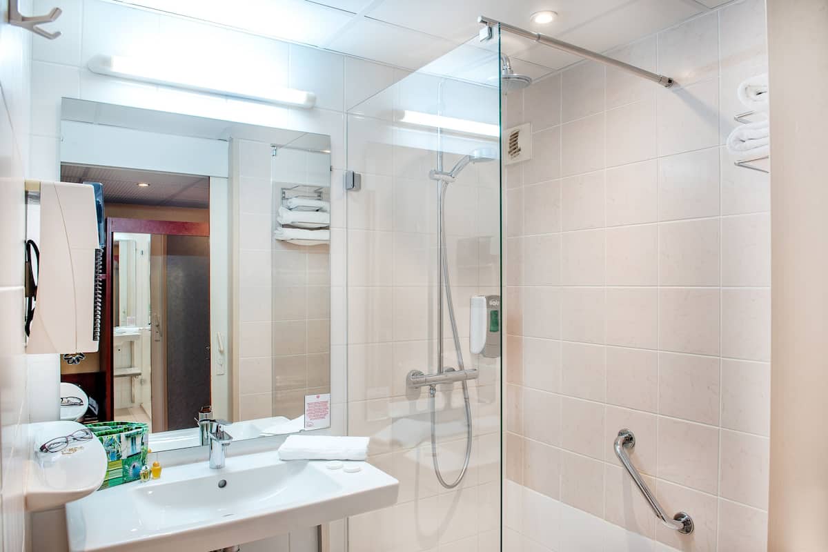 free toiletries, hair dryer, bidet, towels