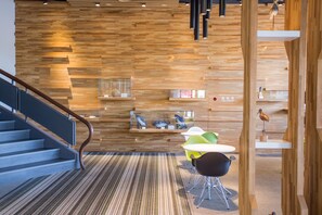 Sala de estar en el lobby