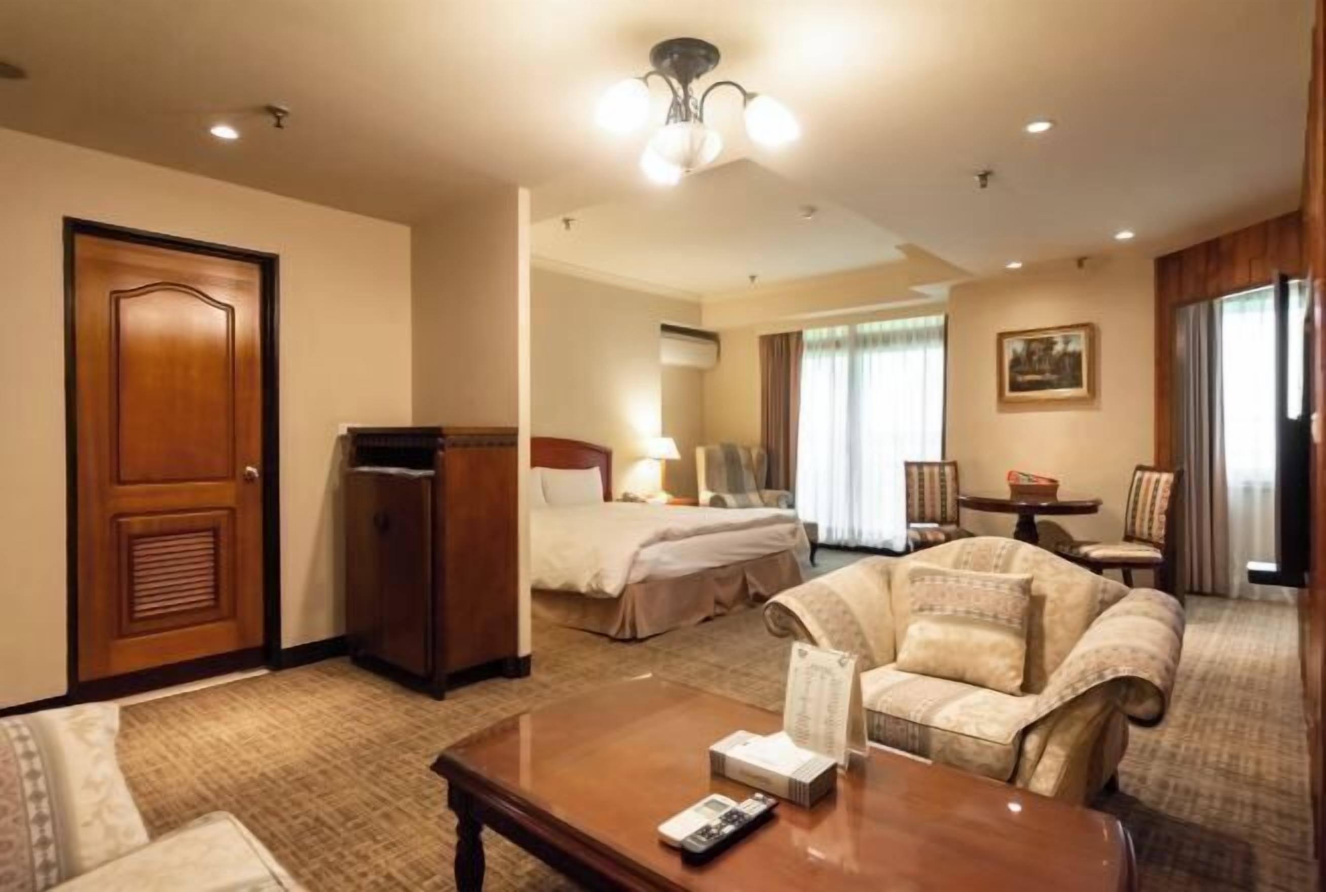 Premium bedding, down comforters, pillowtop beds, minibar