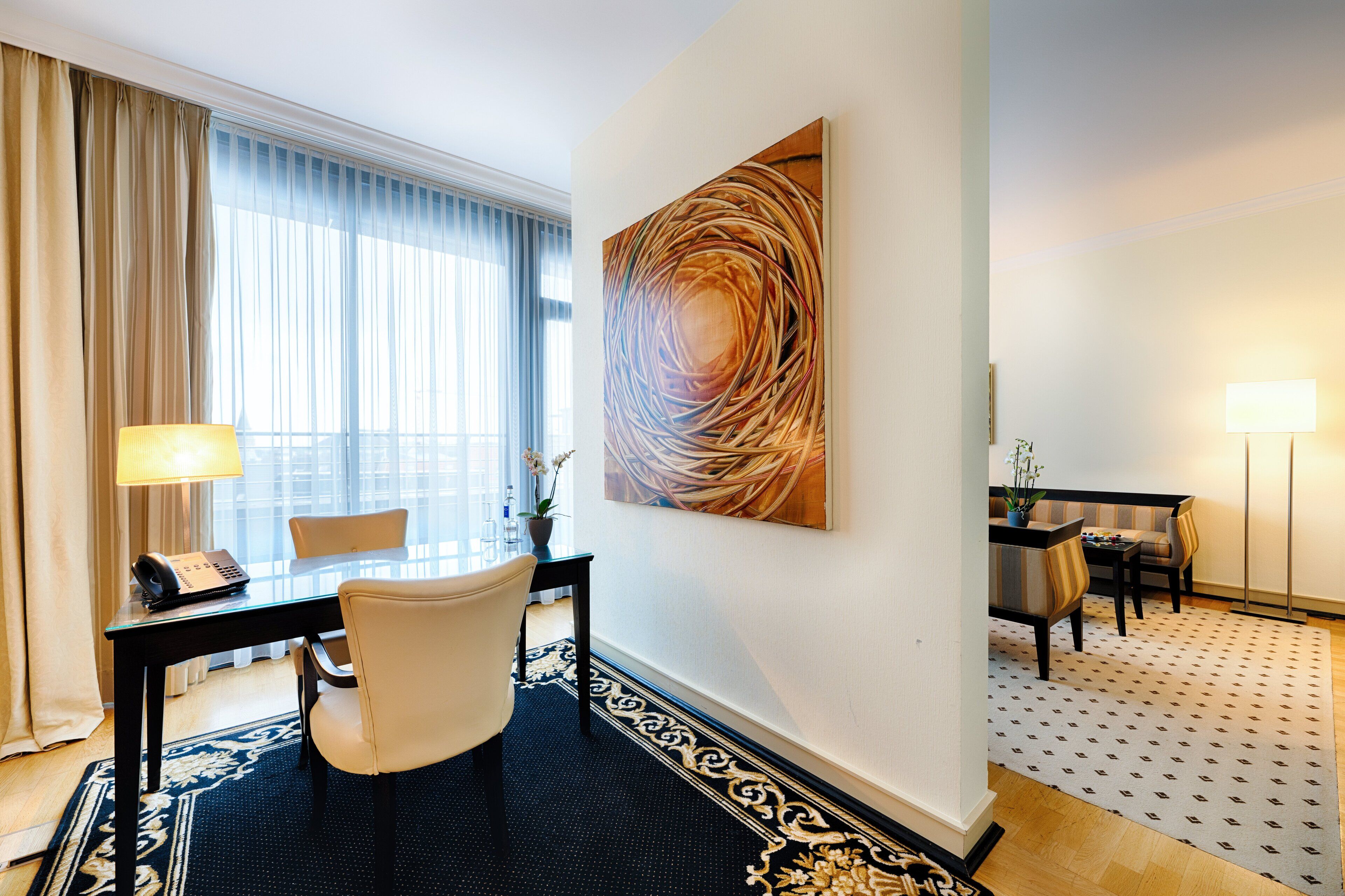 executive suite | living area | flat-screen tv