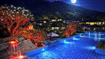 Outdoor pool, pool umbrellas, pool loungers