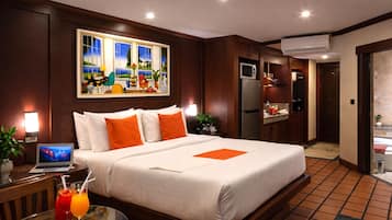 Egyptian cotton sheets, premium bedding, down duvets, pillow-top beds