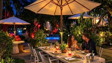 Breakfast, lunch, dinner served; international cuisine, pool views