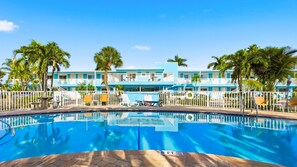 Front of property - The Bayside Inn & Marina (Treasure Island)