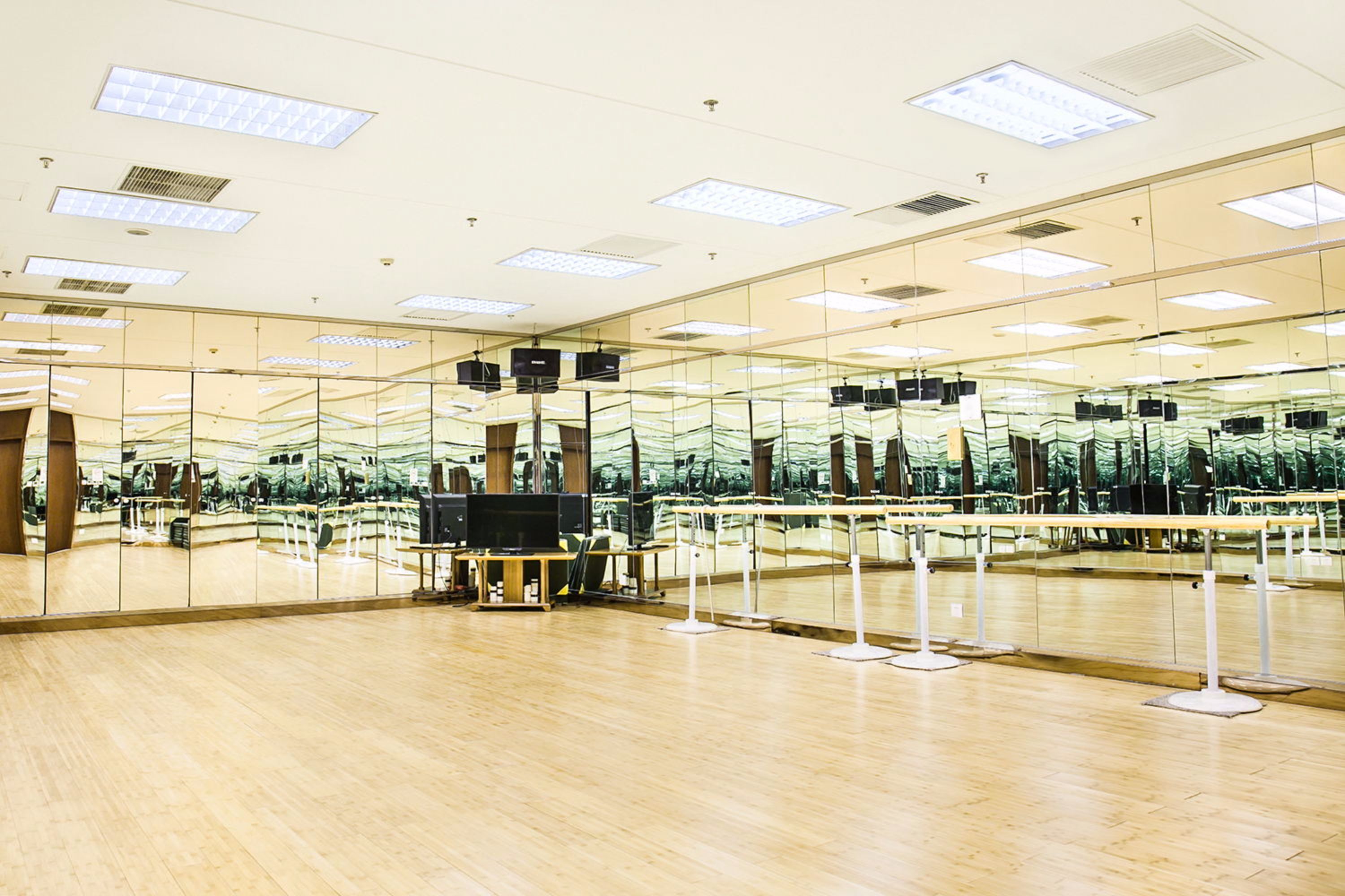 fitness studio