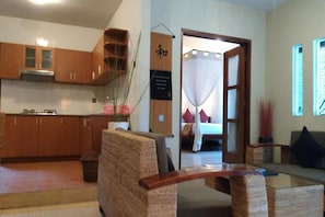 Deluxe Room, 2 Bedrooms, Garden View | Premium bedding, in-room safe, desk, blackout drapes - Villa Puri Ayu (Denpasar)