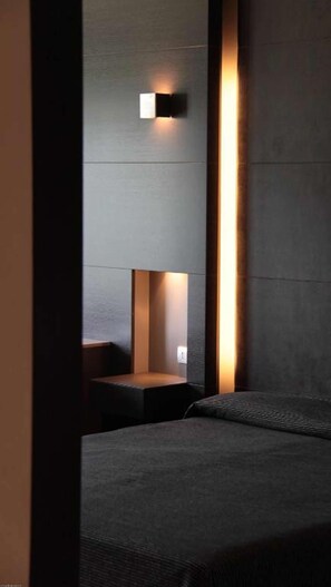 Down comforters, minibar, in-room safe, desk - Wall Art Hotel (Prato)