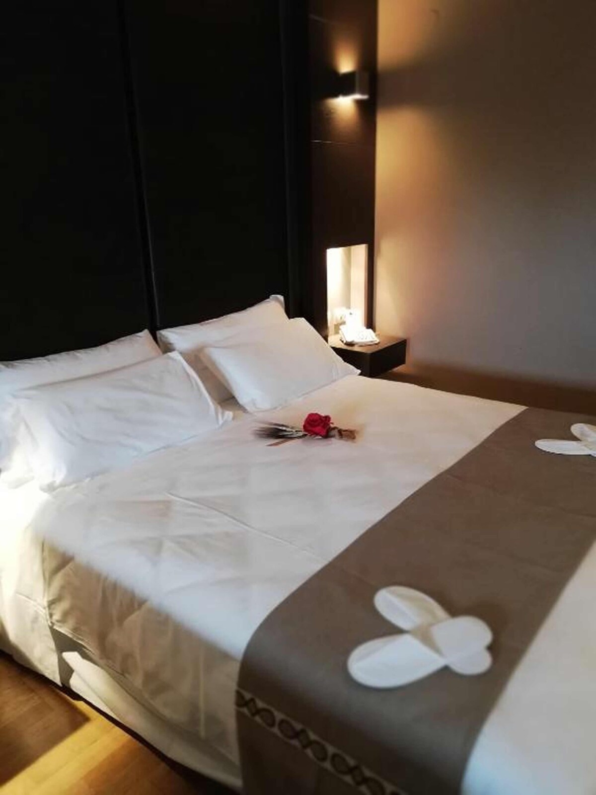 Wall Art Hotel Reviews, Deals & Photos 2024 Expedia