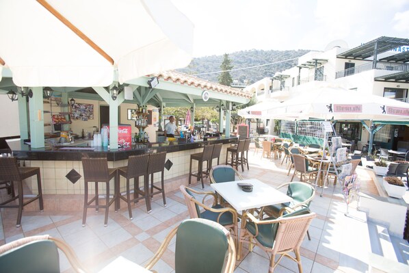 Poolside bar - Anastasia Hotel Stalis (Hersonissos)